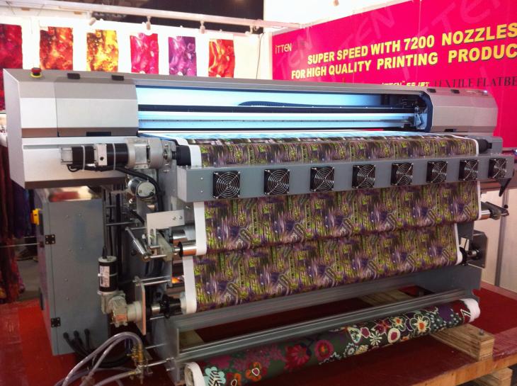 Impresión sobre textil en gran formato FESPA Fabrics